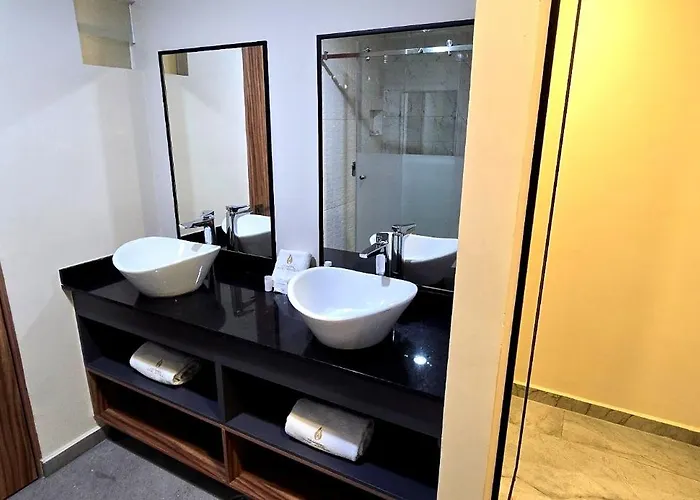 Olimpica Boutique Hotel *
